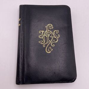 VINTAGE - EUC Mini (black) The Little Key Of Heaven Pray Book 1932 RARE Gilded